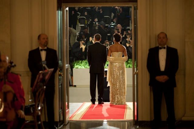 President Barack Obama and First Lady Michelle Obama await Prime Minister Manmohan Singh of India and his wife, Gursharan Kaur